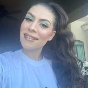 Meet your Posher, Courtney